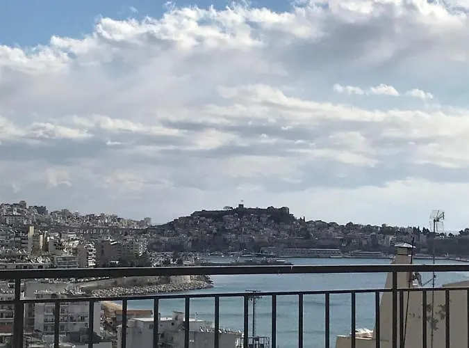 Sea And Castle Panoramic View Daire Kavala