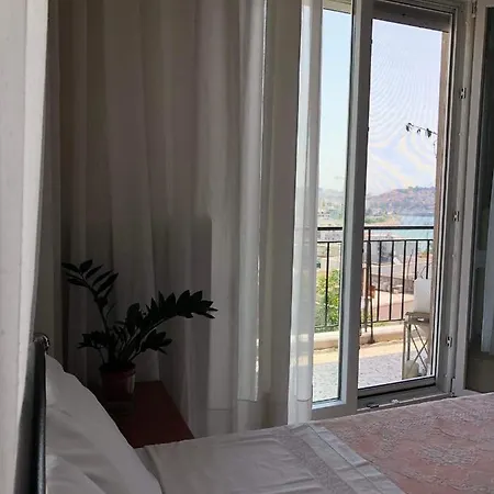 Apartment Sea And Castle Panoramic View